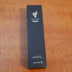 Younique spray foundation